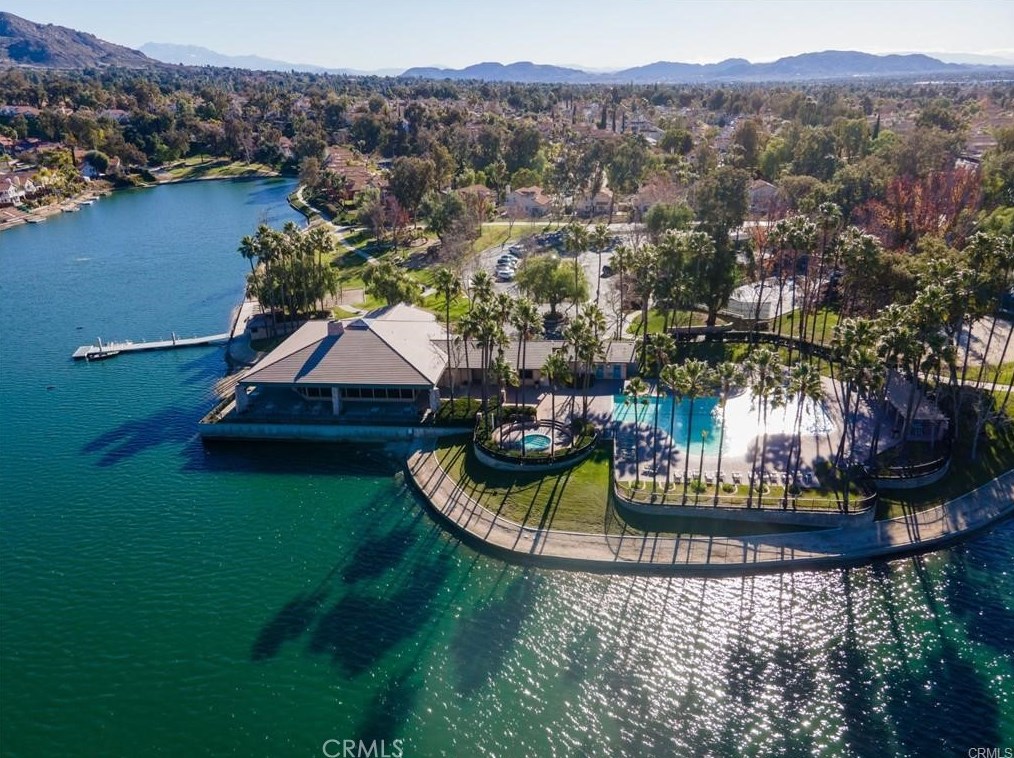 10200 Via Pescadero, Moreno Valley CA  92557-2743 exterior