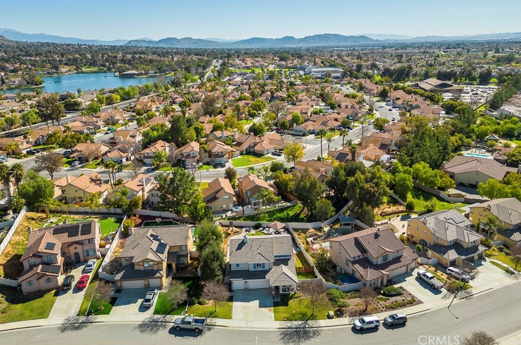 10200 Via Pescadero, Moreno Valley CA  92557-2743 exterior