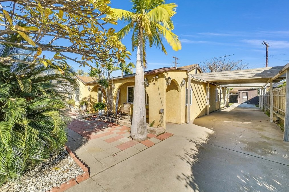 21720 Seine Ave, Lakewood, CA 90716