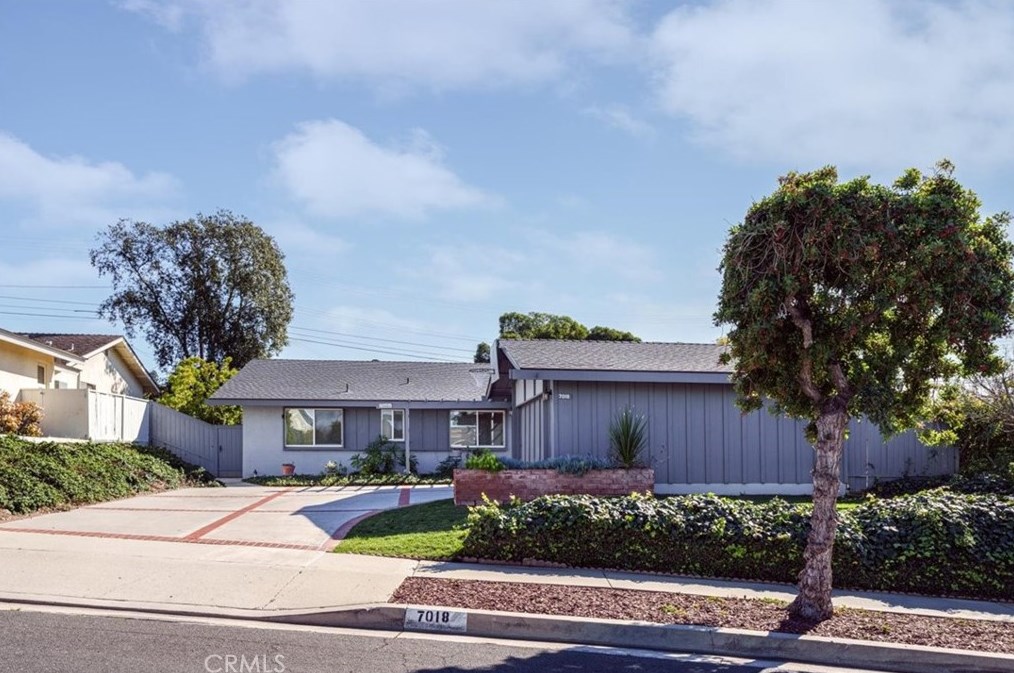 7018 Larkvale Dr, Palos Verdes Estates, CA 90275