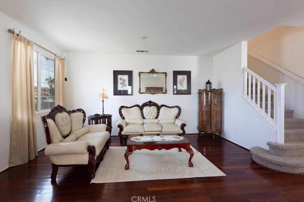 15645 Mesa Verde Dr, Moreno Valley, CA 92555-4220