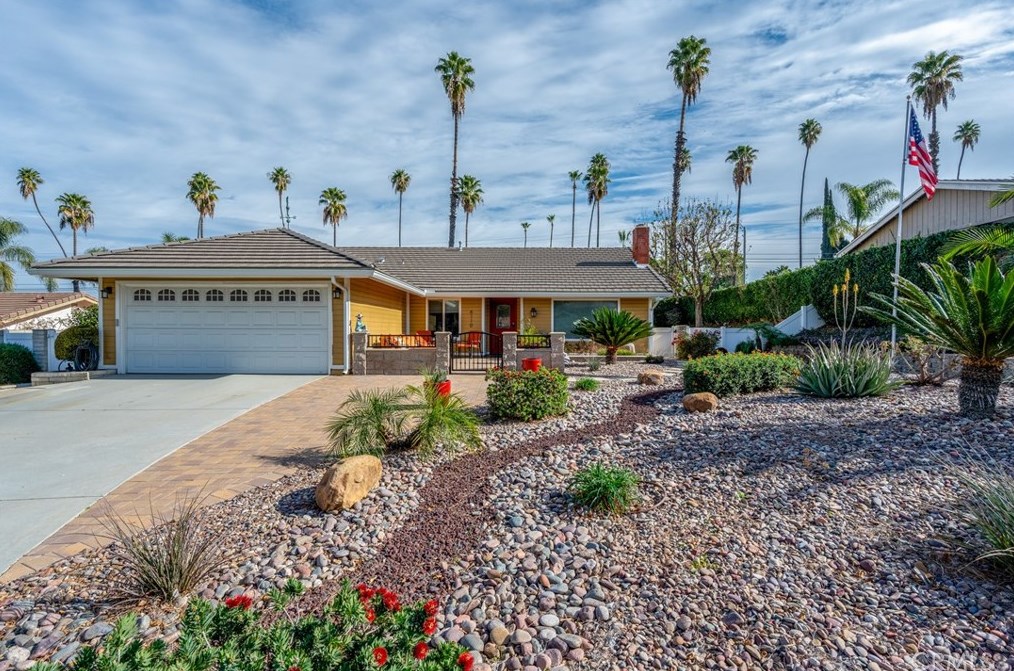 6110 Big Horn Dr, Riverside, CA 92506