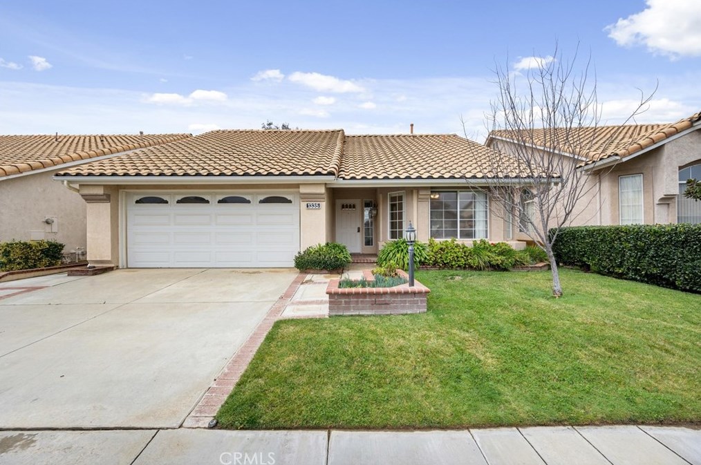 1335 Fairway Oaks Ave, Banning, CA 92220-6417