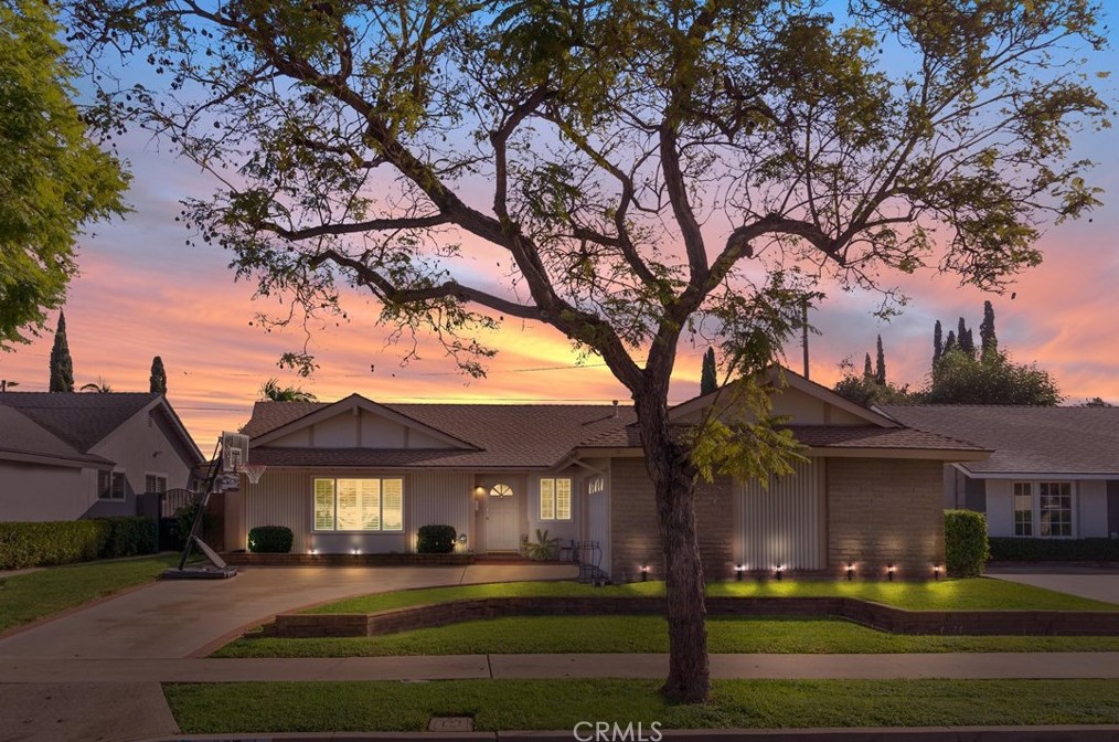 967 N Hart St, Orange, CA 92867