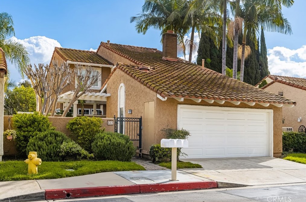512 Massachusetts Ln, Placentia, CA 92870-5034