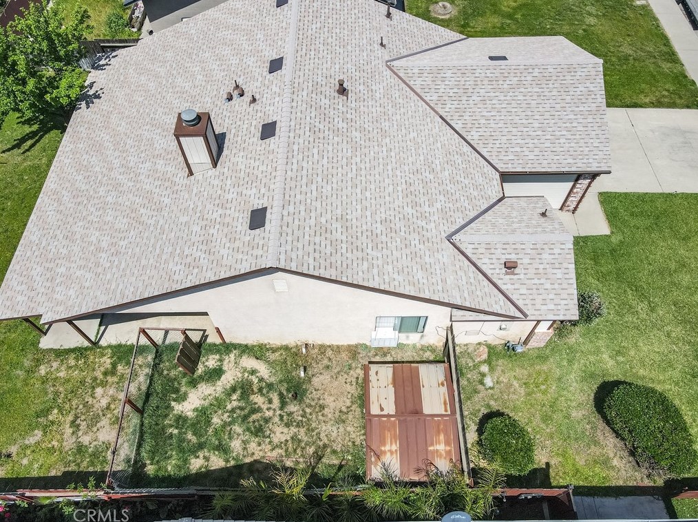 719 Almond Glen Ave, Livingston CA  95334-1875 exterior
