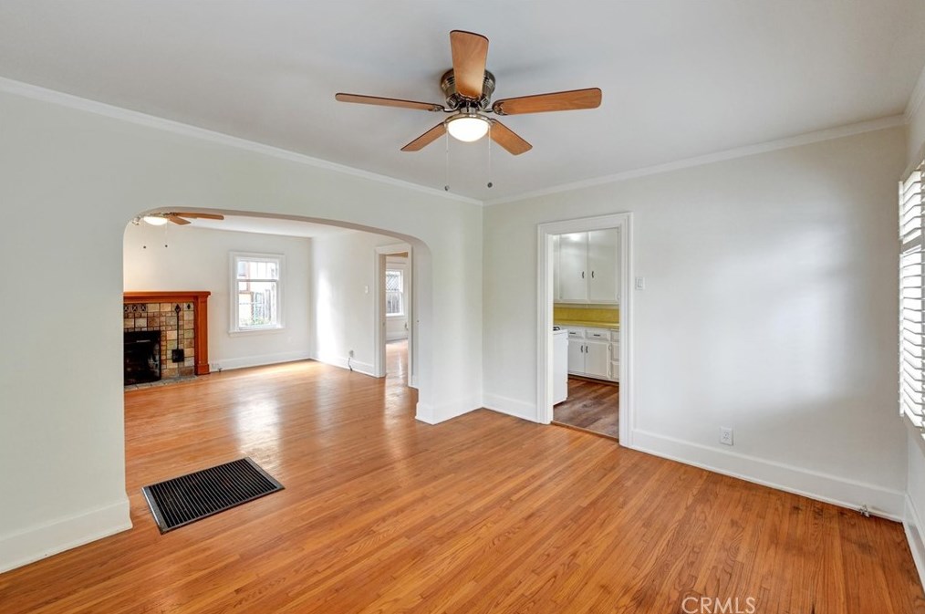 915 Molino Ave, Long Beach CA  90804-4775 exterior