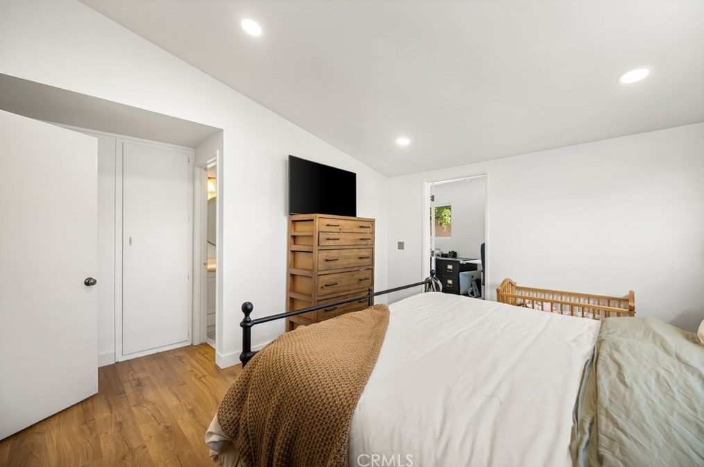 448 Princeton Dr, Costa Mesa CA  92626-6129 exterior