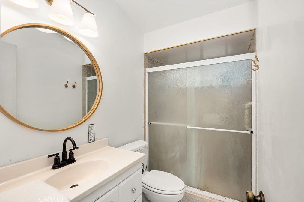 448 Princeton Dr, Costa Mesa CA  92626-6129 exterior