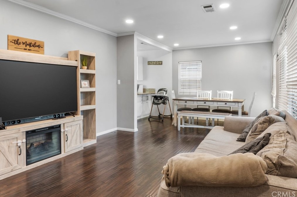 9654 Woodford St, Pico Rivera, CA 90660
