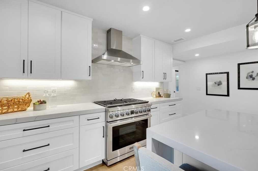 615 S Coate Rd, Orange, CA 92869