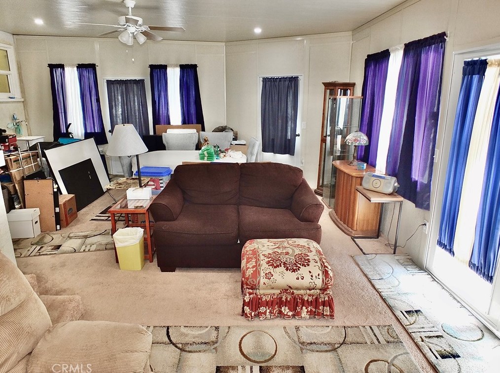 5416 Harvey Way, Long Beach CA  90808-1453 exterior