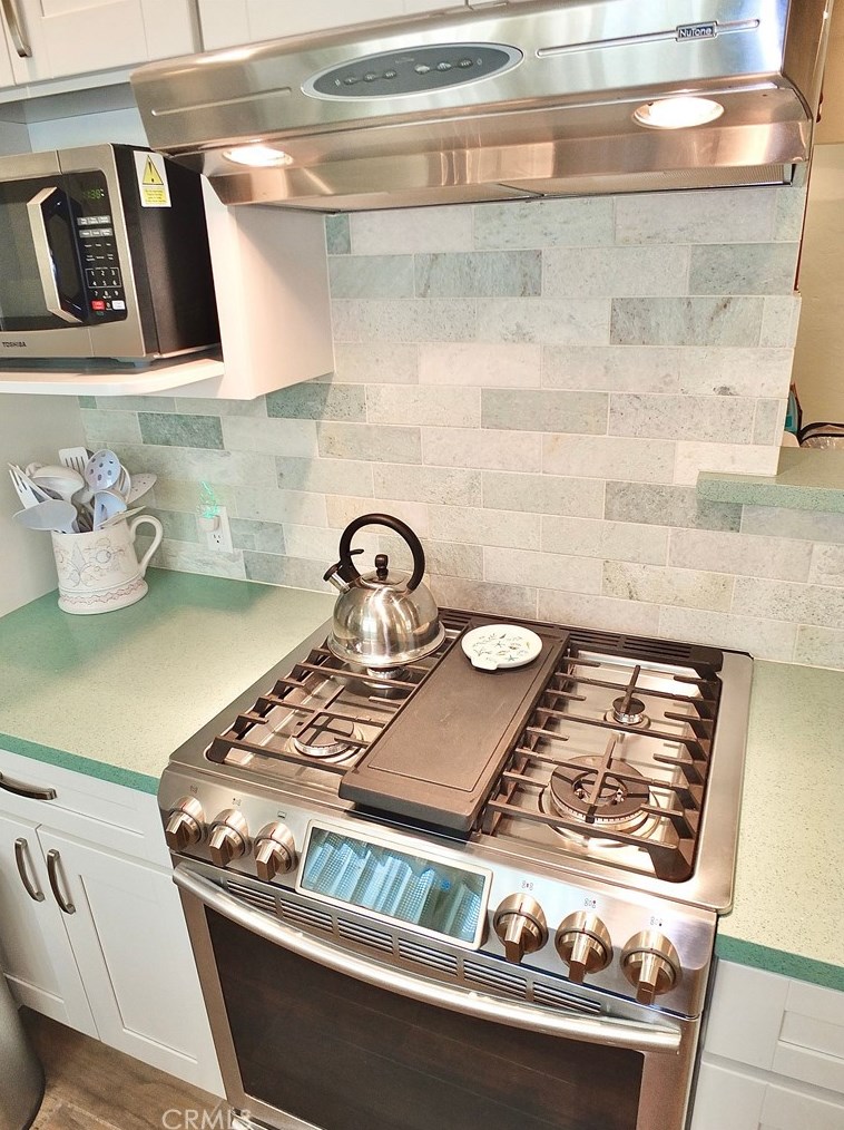 5416 Harvey Way, Long Beach CA  90808-1453 exterior