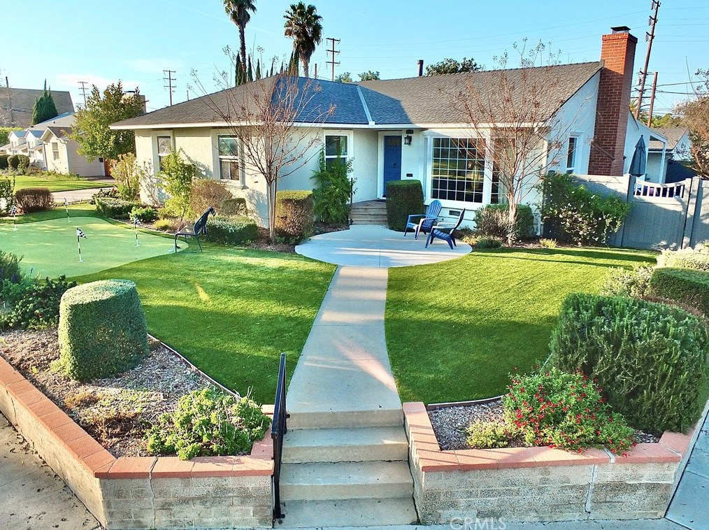 1331 Somerset Pl, Long Beach, CA 90807-3724