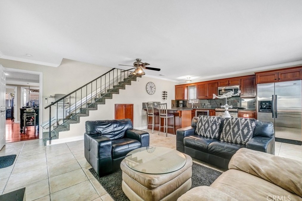 2535 Strong Pl, Anaheim CA  92806-5019 exterior