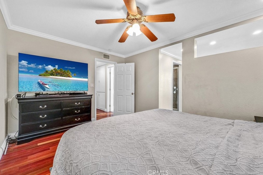 2535 Strong Pl, Anaheim CA  92806-5019 exterior