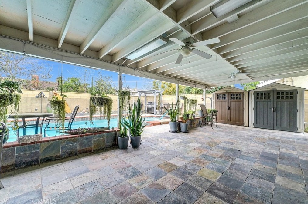 2535 Strong Pl, Anaheim CA  92806-5019 exterior