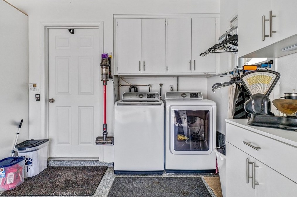 2535 Strong Pl, Anaheim CA  92806-5019 exterior