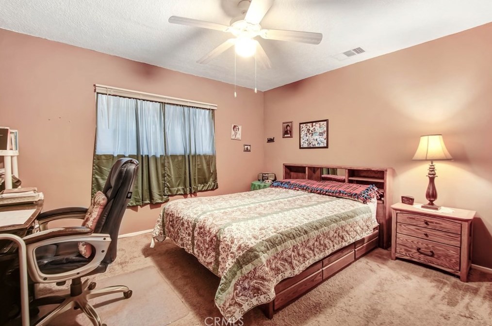 5896 Greenfield Ave, Riverside CA  92506-1927 exterior