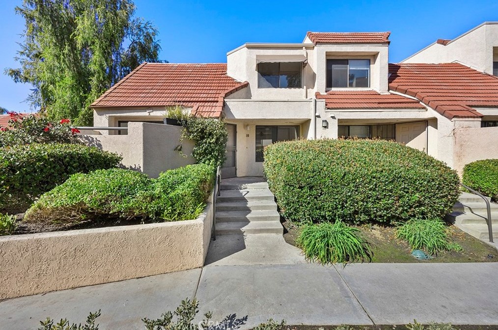 11 Martinique St, Laguna Beach, CA 92677-5805
