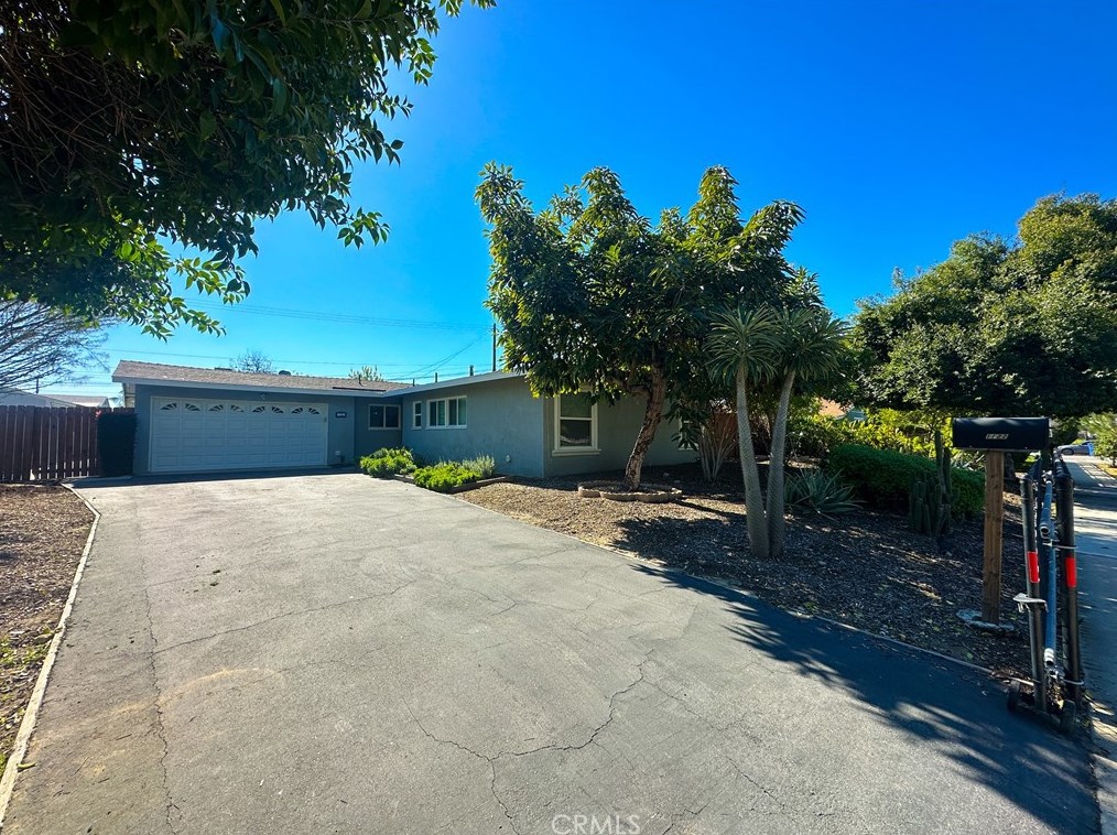 1122 Carmanita Ave, Pomona, CA 91767