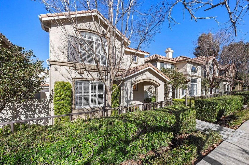 8 Paseo Azuceno, Trabuco Canyon, CA 92688-2893
