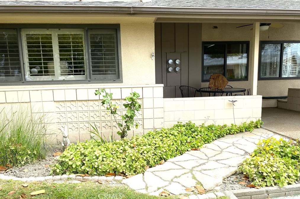 1841 Mckinney Way, Seal Beach CA  90740-4474 exterior