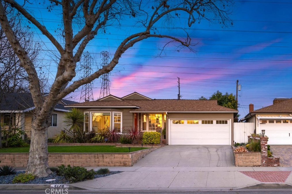 5608 Ocana Ave, Lakewood, CA 90713