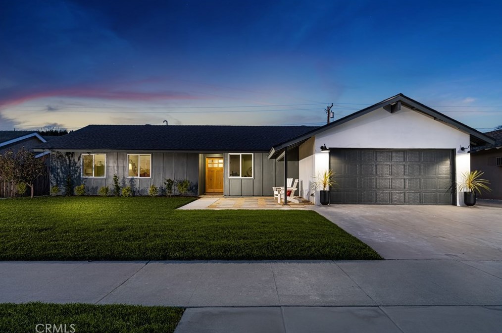 125 E Woodstock Ave, Orange, CA 92865