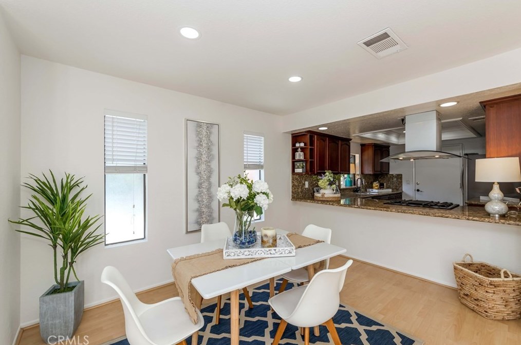 8250 Alameda St #2, Downey, CA 90242