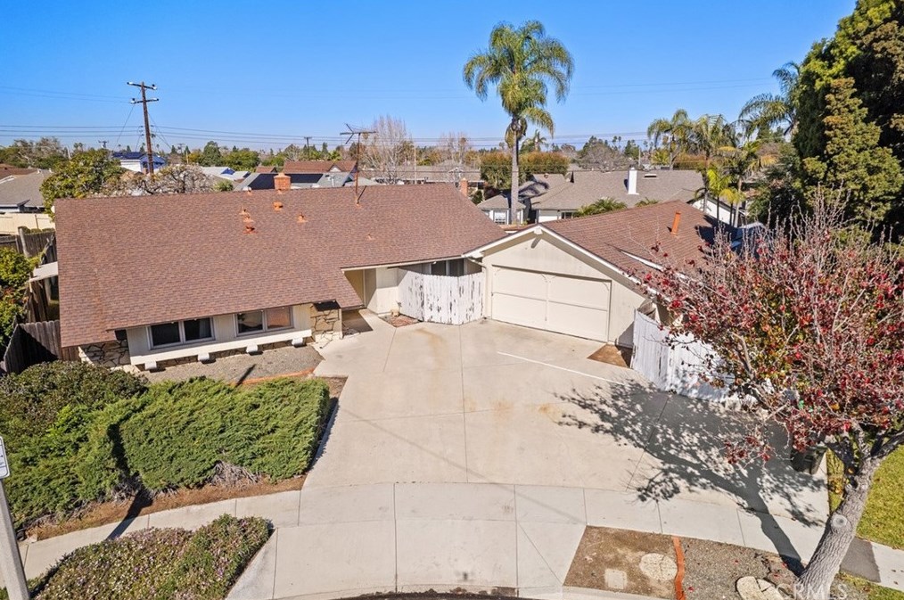 2859 Serang Pl, Costa Mesa, CA 92626-4826