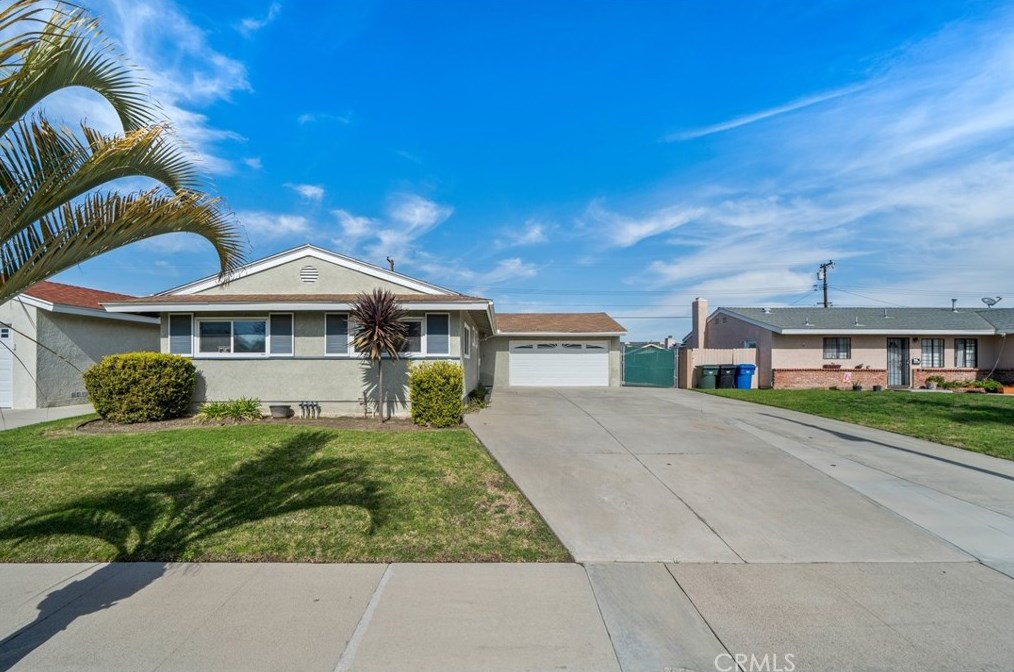 5081 Olga Ave, Cypress, CA 90630-4430