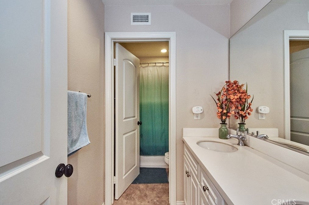 8326 Edgewood St, Chino CA  91708-9325 exterior