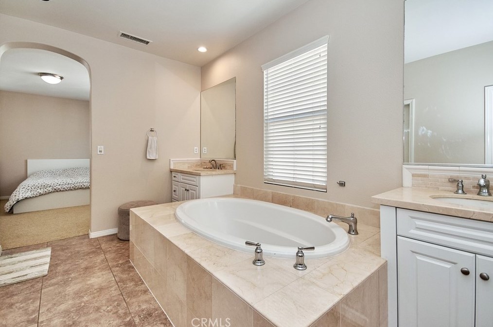 8326 Edgewood St, Chino CA  91708-9325 exterior