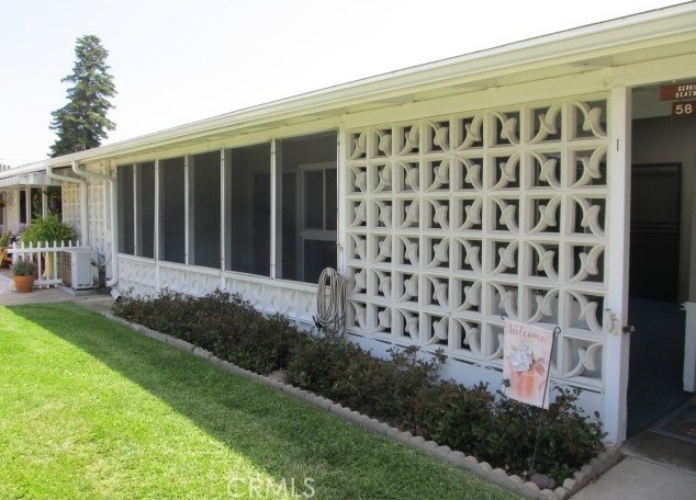 13922 El Dorado Dr, Seal Beach, CA 90740-4879