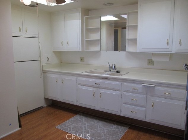 13922 El Dorado Dr, Seal Beach CA  90740-4879 exterior