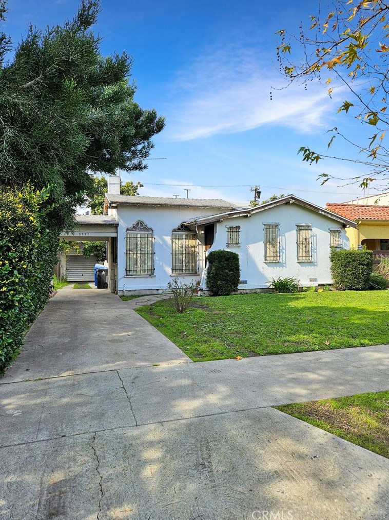 2931 Bronson Ave, Los Angeles, CA 90018-2837