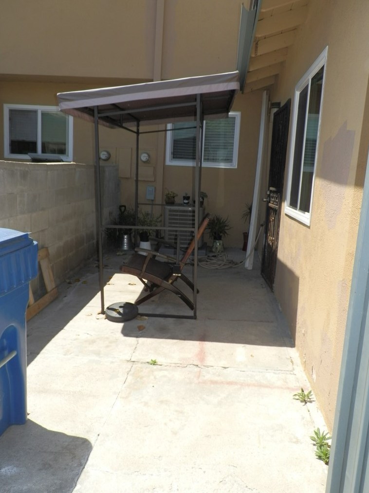 12818 Rancho Dr, Norwalk CA  90650-3319 exterior