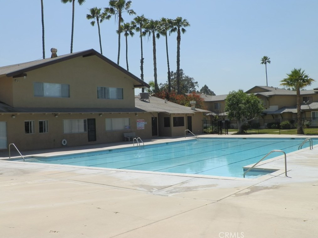 12818 Rancho Dr, Norwalk CA  90650-3319 exterior