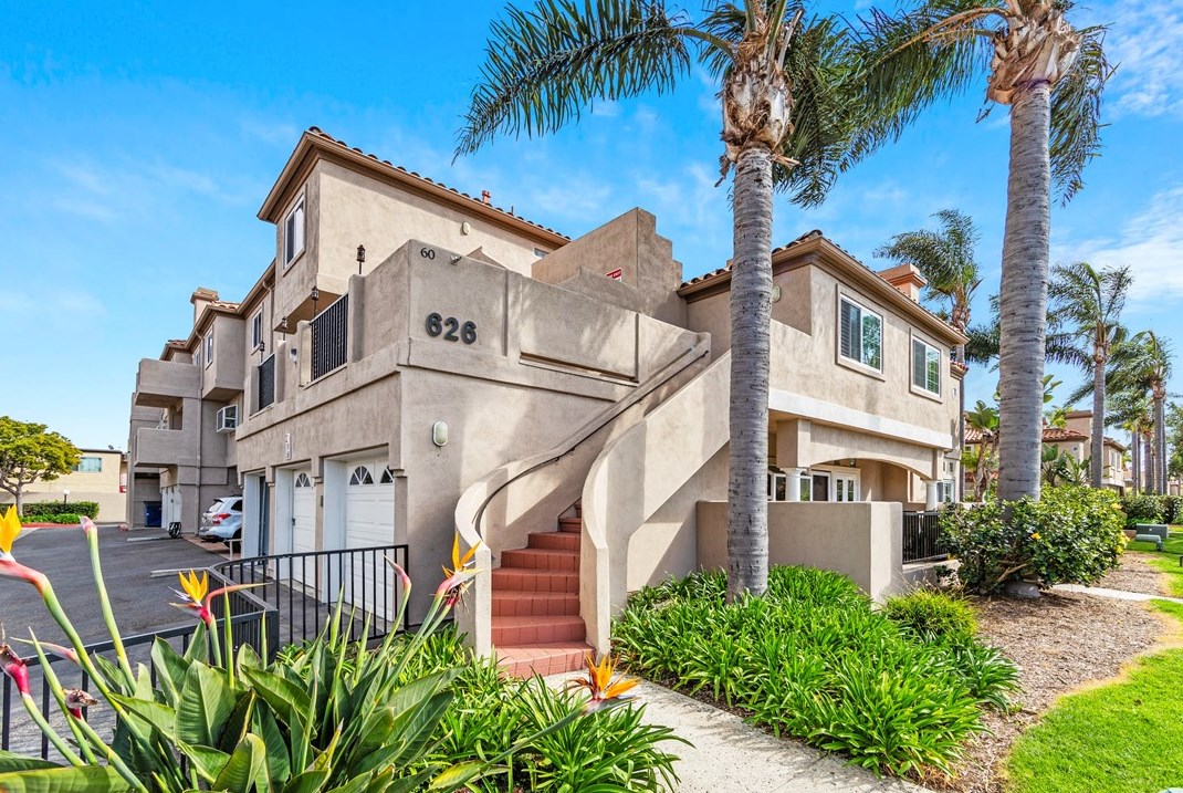 626 Lake St #39, Huntington Beach, CA 92648