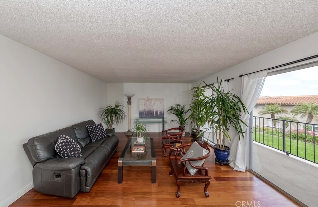 2292 Via Puerta #c, Laguna Beach, CA 92637