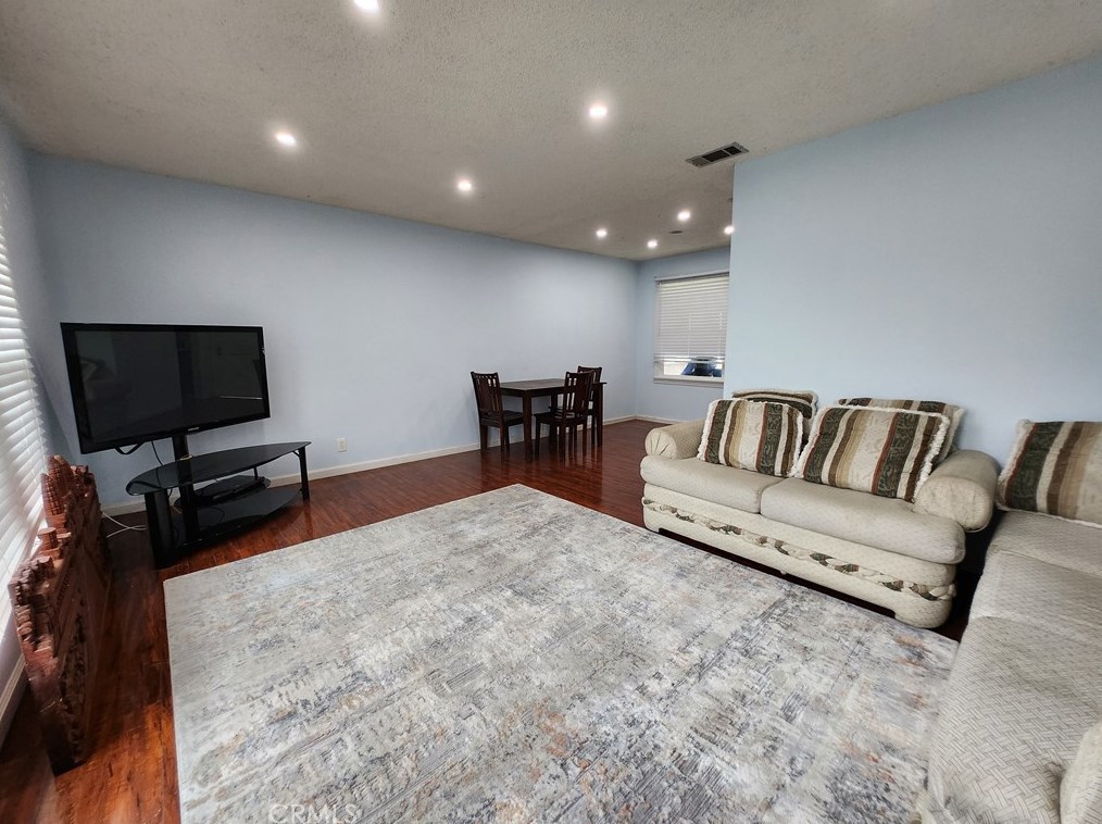 1839 Singingwood Ave, Pomona, CA 91767