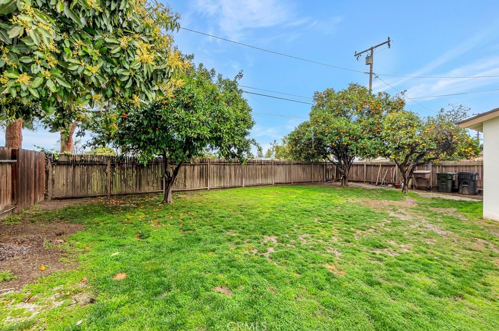 11782 Ardis Dr, Garden Grove CA  92841-2425 exterior