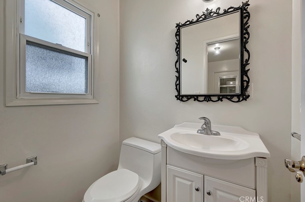 11782 Ardis Dr, Garden Grove CA  92841-2425 exterior