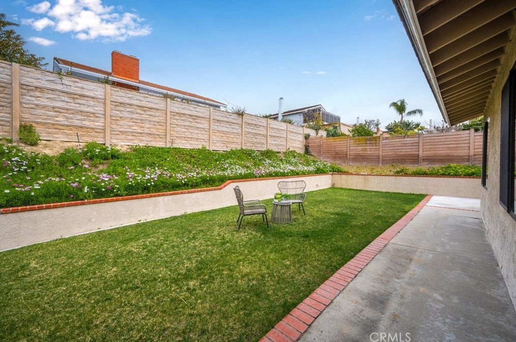 13242 La Quinta St, La Mirada CA  90638-3434 exterior