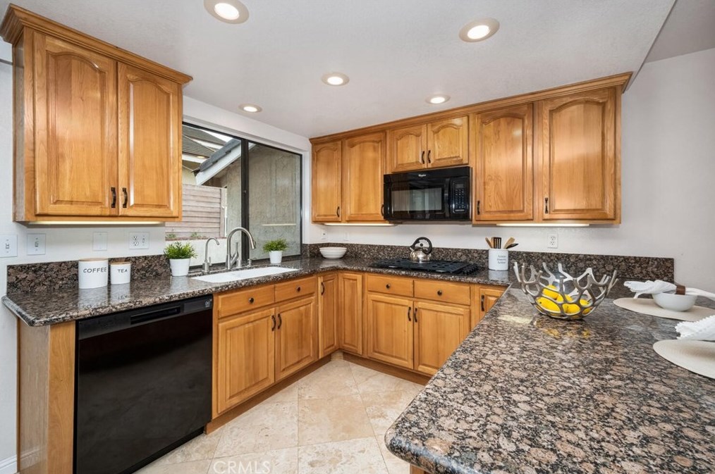 13242 La Quinta St, La Mirada CA  90638-3434 exterior