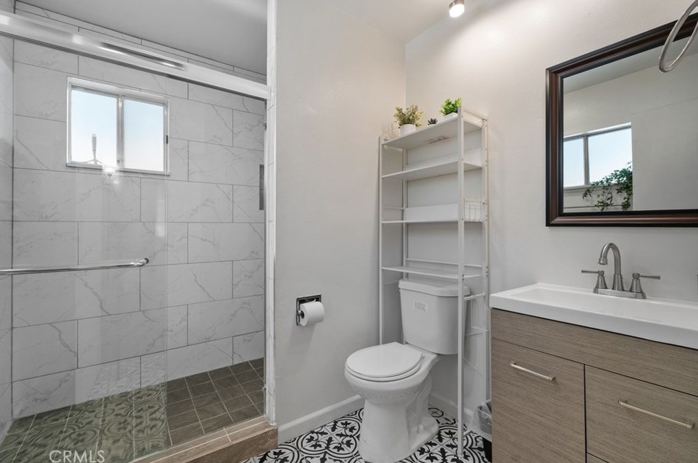 813 Sugarloaf Blvd, Big Bear City CA  92314-9352 exterior