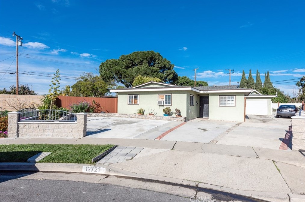 12721 Michael Ave, Garden Grove, CA 92843