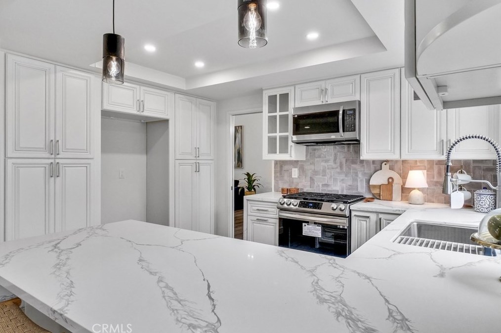 6975 Rutgers Dr, Anaheim CA  exterior