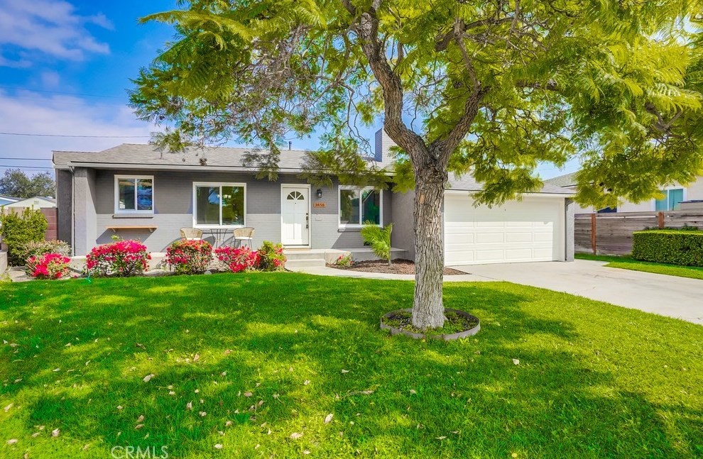 3858 Sebren Ave, Long Beach, CA 90808-2042